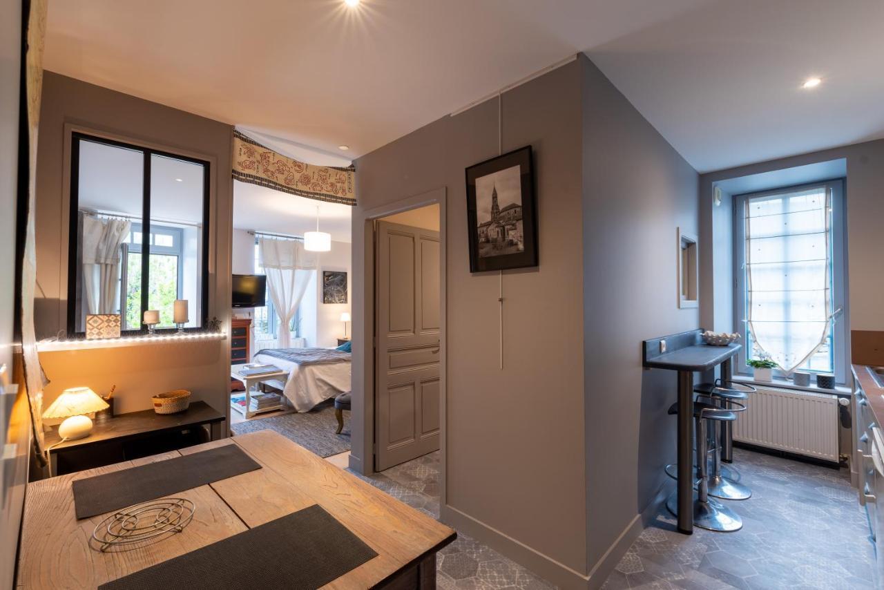 Chambre D Hote "Sous Le Clocher" Διαμέρισμα Saint-Léonard-de-Noblat Εξωτερικό φωτογραφία